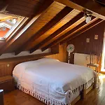 Апартаменты Casa Maggiore Tavern, Living Room, Attic, Bathroom