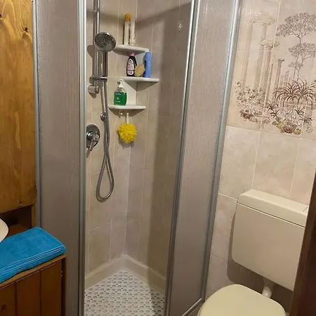 شقة Casa Maggiore Tavern, Living Room, Attic, Bathroom ستريزا