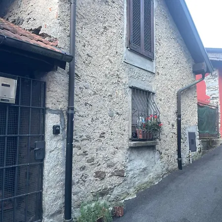 Casa Maggiore Tavern, Living Room, Attic, Bathroom شقة *