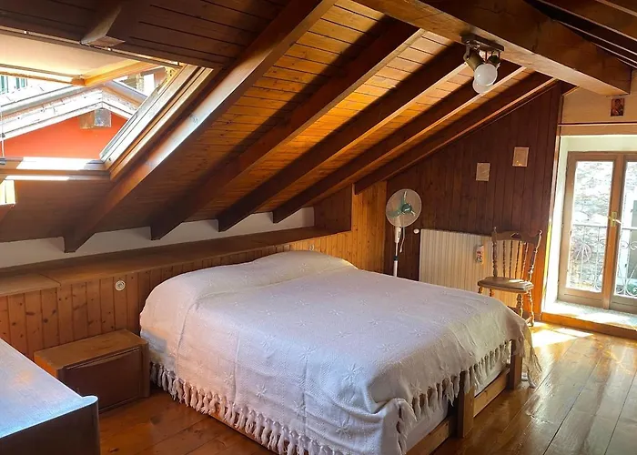 Apartament Casa Maggiore Tavern, Living Room, Attic, Bathroom